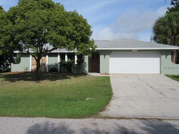 3rd image of 10076 Melanie Ave