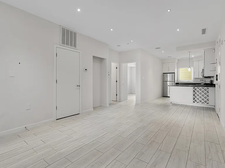 756 Park Rd NW #1 — Photo 13