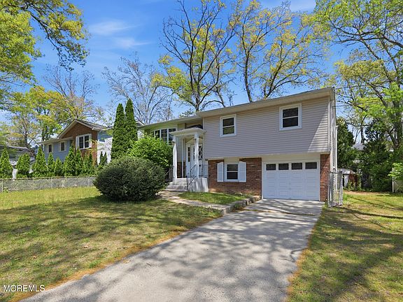 3rd image of 14 Woodridge Avenue