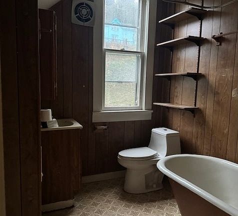 5th image of 3073 Grand Ave