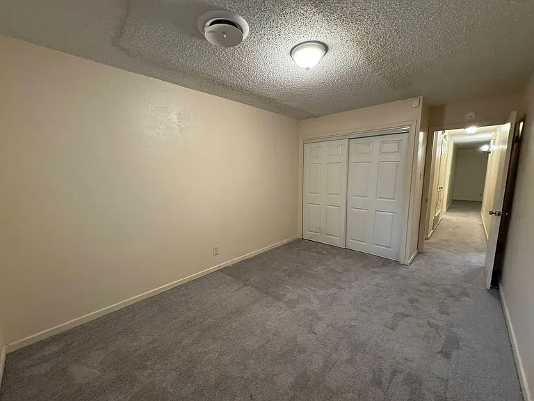 605 Bellaire Dr — Photo 30
