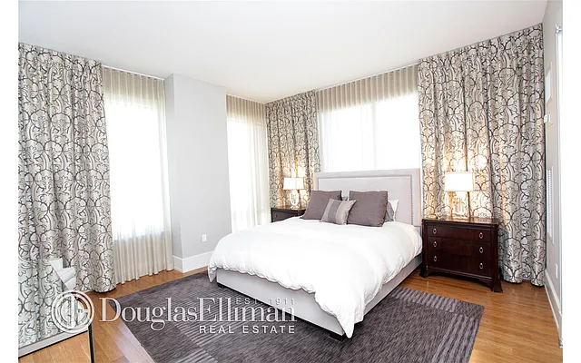 Sold by Douglas Elliman | media 6