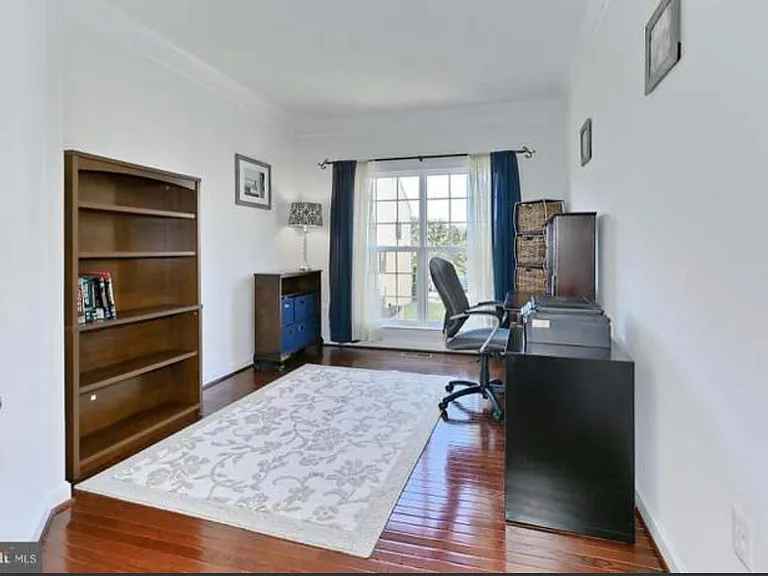 6216 Lawson Dr — Photo 4