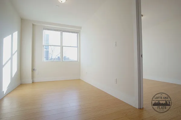 Rented by Lofts and Flats LLC | media 25