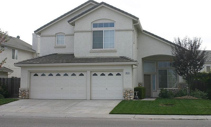 2nd image of 8913 Shasta Lily Dr
