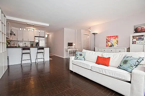 Sold by Akam Sales and Brokerage | media 10