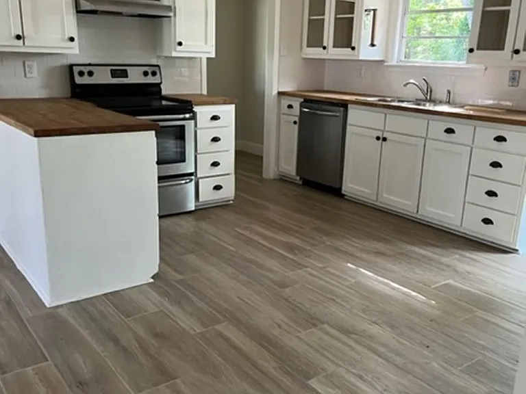 539 Baird Dr — Photo 4