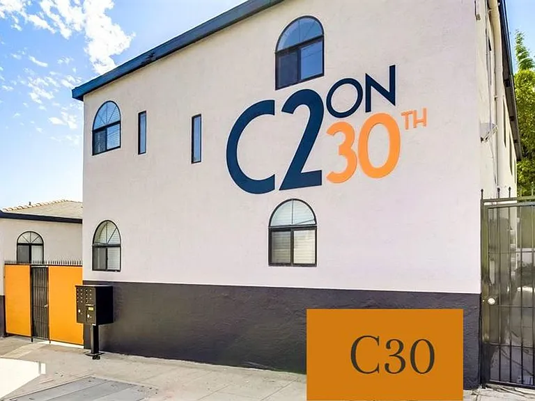 C30 — Photo 33