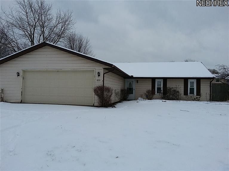 1st image of 633 Carol Ln
