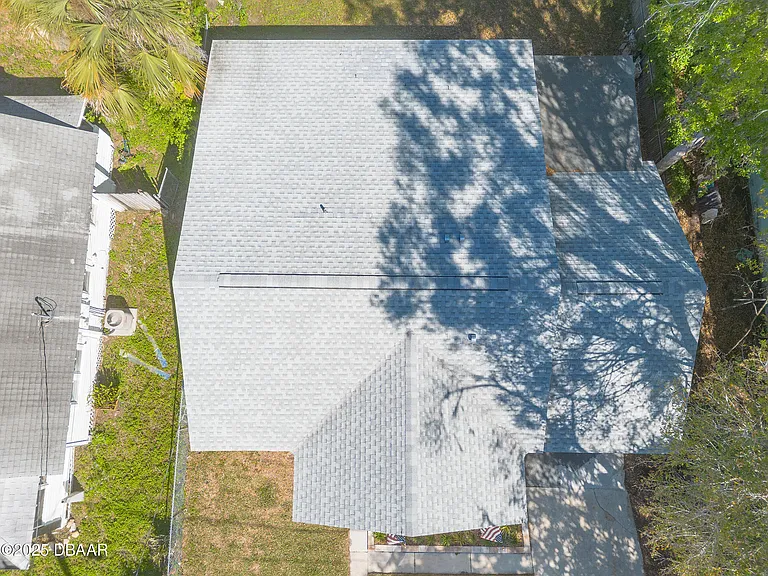 138 Kingston Ave — Photo 27