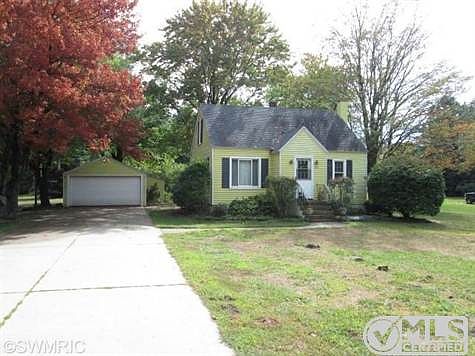 2nd image of 268 Mae Rose Ave