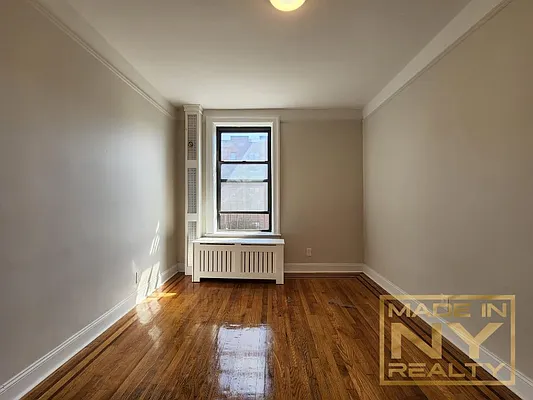 Rented by Made In NY Realty | media 6
