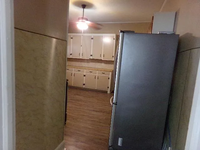 318 Hasty St — Photo 10