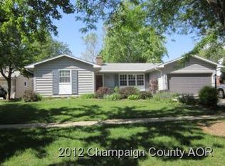 1104 Devonshire Dr, Champaign, IL 61821