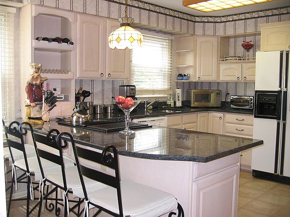Newer Gourmet Kitchen