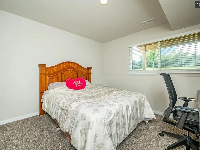 9656 Heightsview Dr — Photo 16