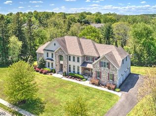 6 Heritage Ct, Basking Ridge, NJ 07920