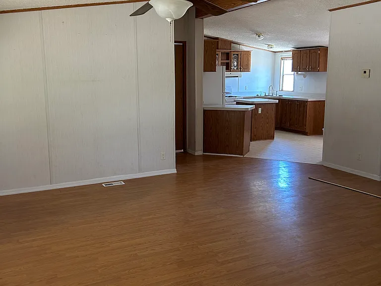 1805 N Desert Tortoise Rd — Photo 3