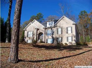 220 Woodbury Dr, Sterrett, AL 35147