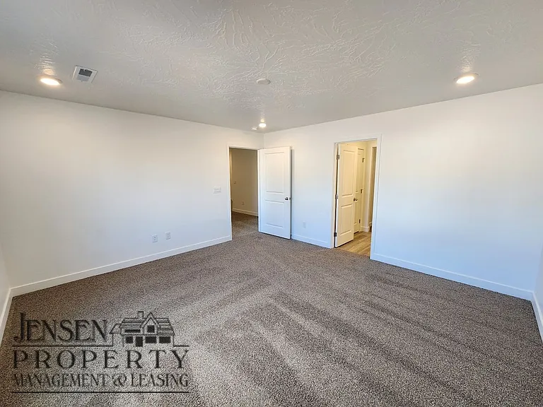 1530 S Wagon Box Way — Photo 16