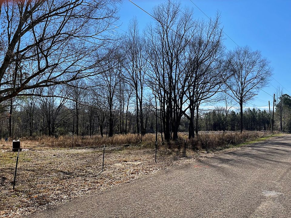 2nd image of 5 Moss Rd