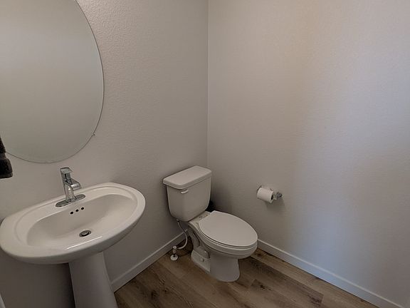 3rd image of 22295 E 6th Ave