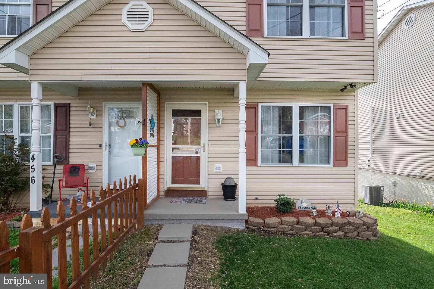 454 Cherrydale Ave photo 1