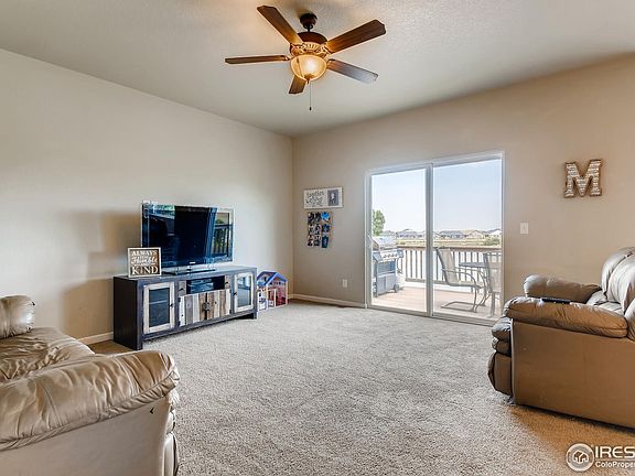 5th image of 854 Saddleback Dr