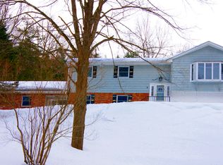 6 Ravine Rd, Pleasant Valley, NY 12569