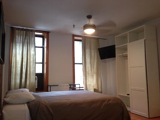 Rented by GPS Realty NYC | media 8