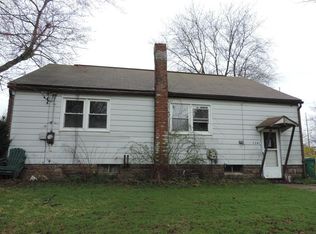 7591 Union St, Hartstown, PA