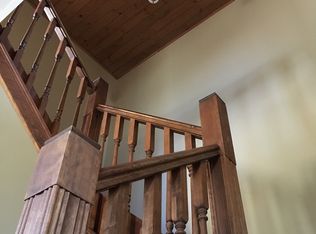 77 S Maple St, Hadley, MA 01035