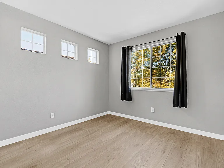 3218 W Las Positas Blvd — Photo 19