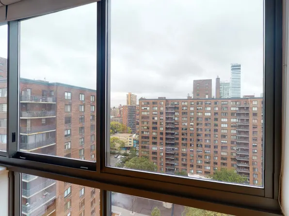 808 Columbus Avenue image 4 of 9