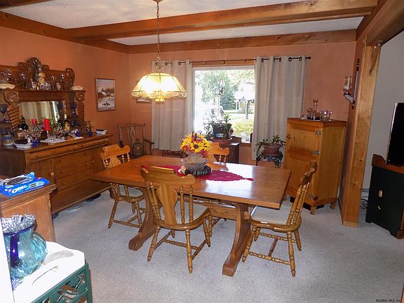 4th image of 26 Fenway Dr