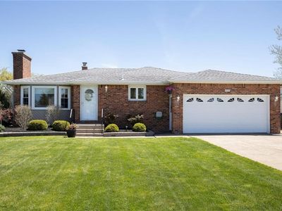 6957 Tawny Dr, Niagara Falls, NY, 14304
