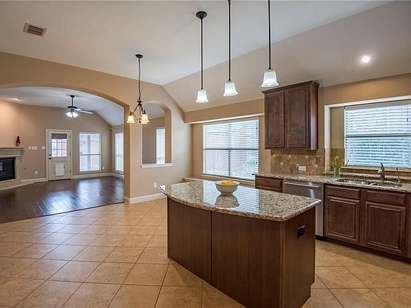 3rd image of 5808 Tuleys Creek Dr