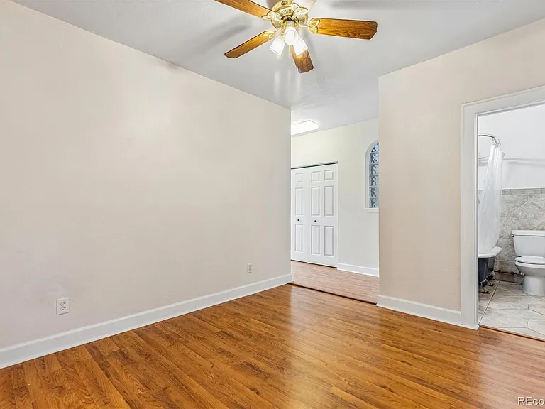 1376 N Pearl St #210 — Photo 7