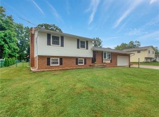 8750 Elmfield St NW, Canal Fulton, OH 44614