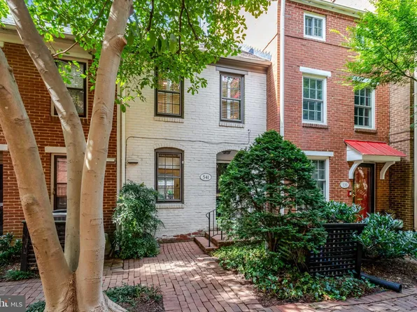 541 S Saint Asaph St, Alexandria, VA 22314