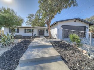 9216 Navajo Trl, Morongo Valley, CA 92256