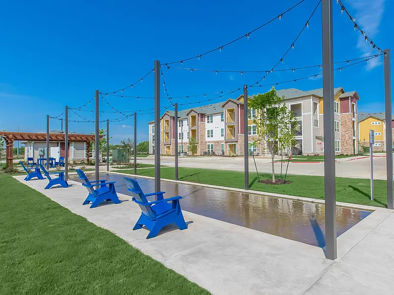 McKinney Falls Apartments — Photo 20