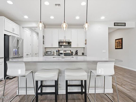 5th image of 14373 W BLOOMFIELD Road