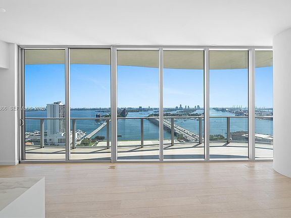 5th image of 1400 Biscayne Blvd #2601