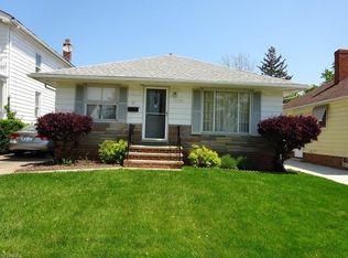 8016 Springdale Ave, Parma, OH 44129