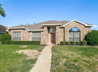 916 Jacksonhole Ln, Mesquite, TX 75149