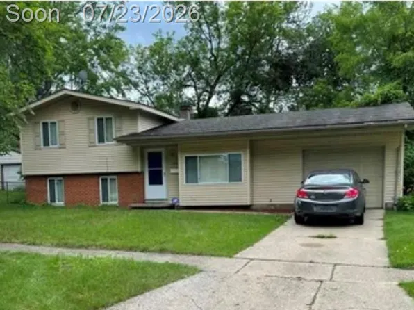 2828 Hampstead Dr, Flint, MI 48506