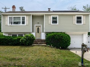 701 Beach Ave, Beachwood, NJ