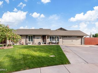 2747 S Brks, Mesa, AZ 85202