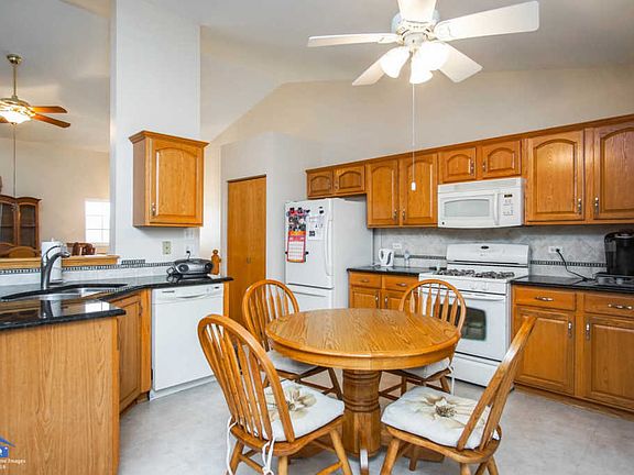 4th image of 18402 Millennium Dr #0